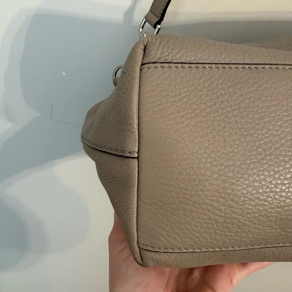 Tory Burch elegant tory